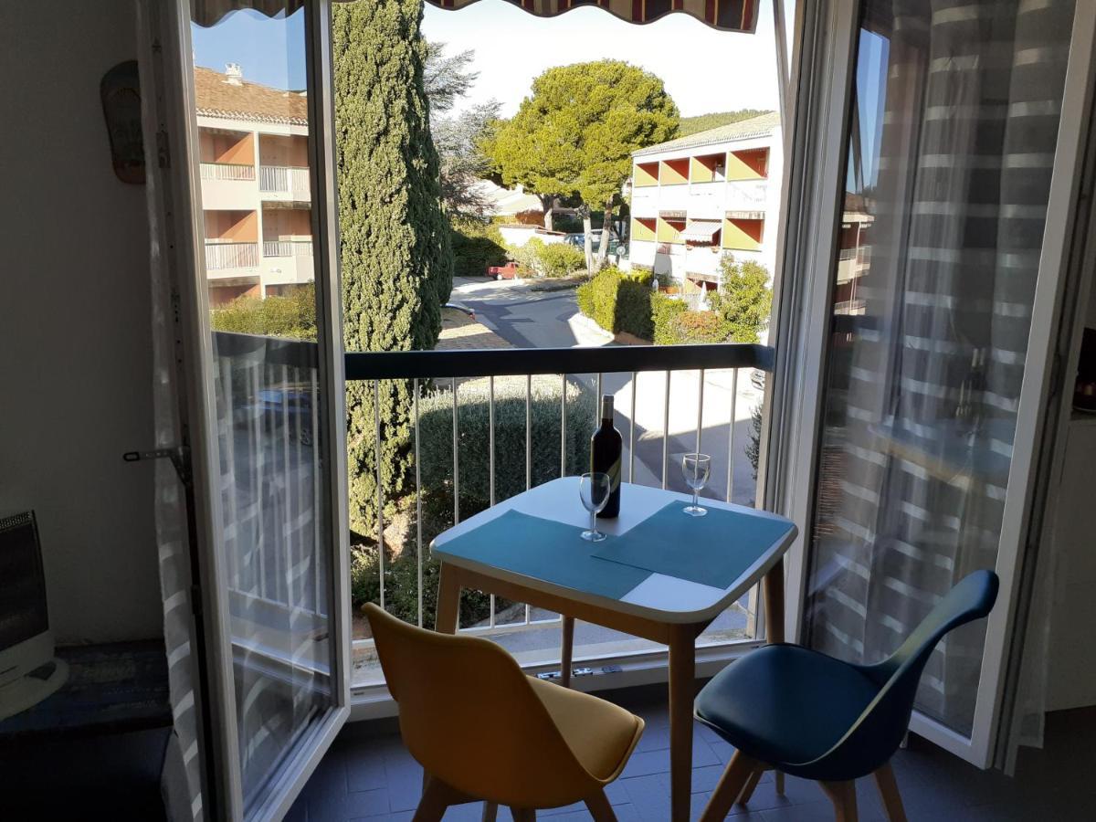 Bandol Nature Et Loisirs: Parking/ Piscine Eksteriør bilde